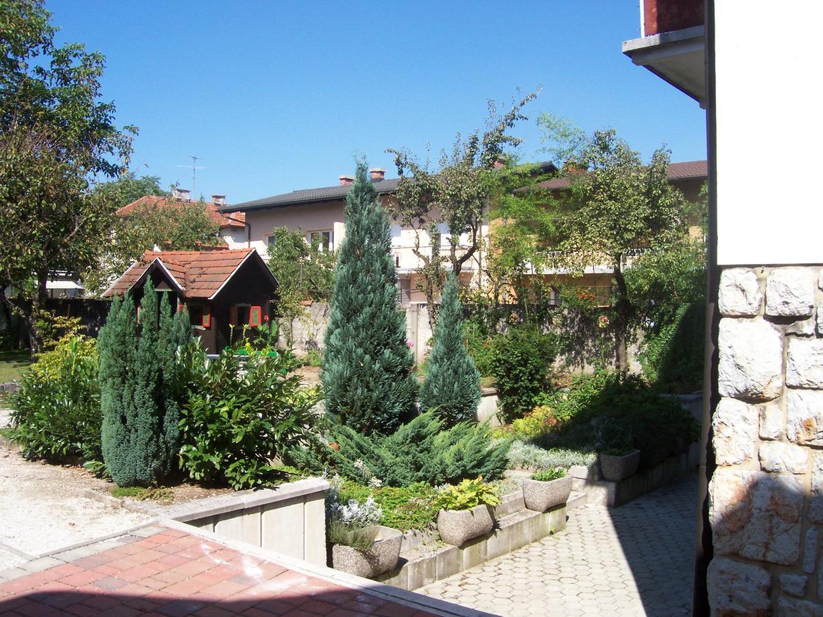 Apartments GreenSLO Ljubljana Buitenkant foto
