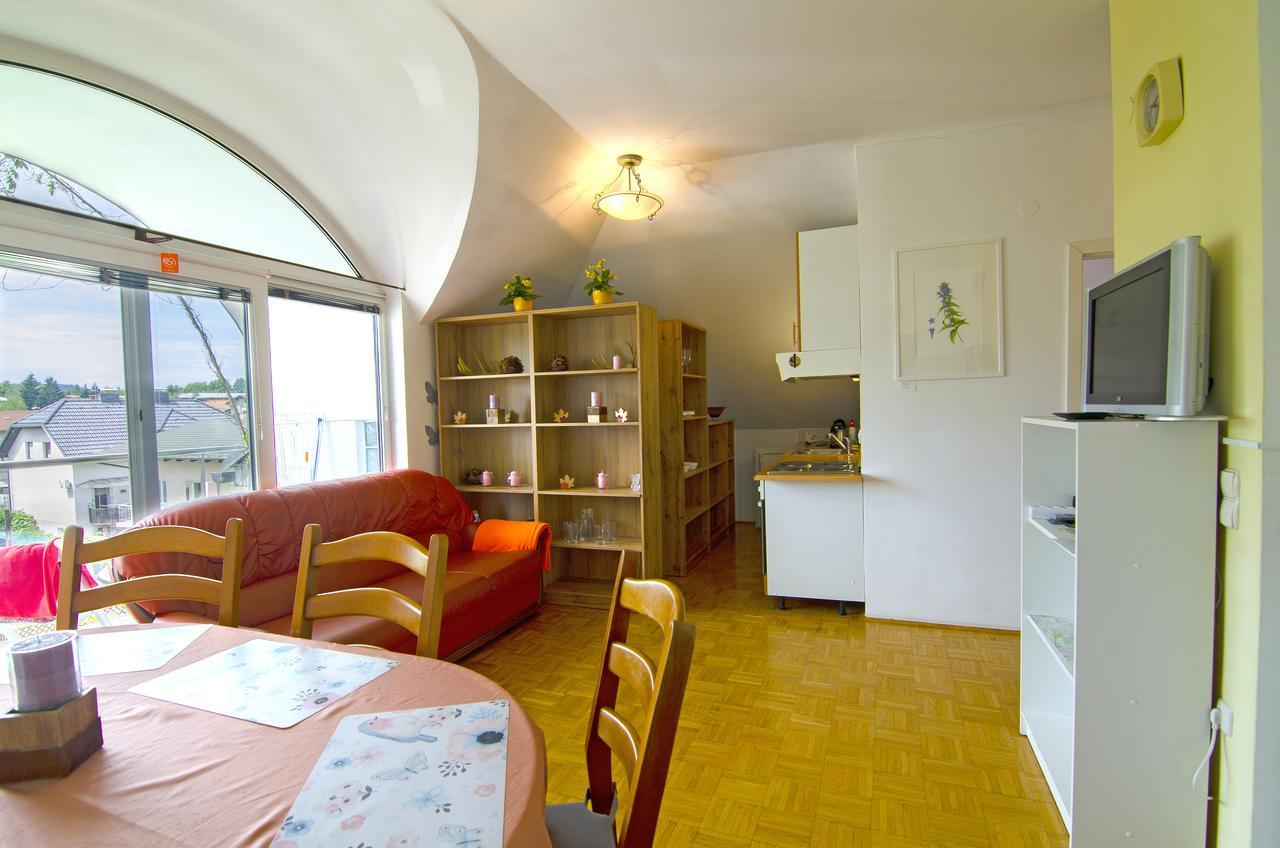 Apartments GreenSLO Ljubljana Buitenkant foto