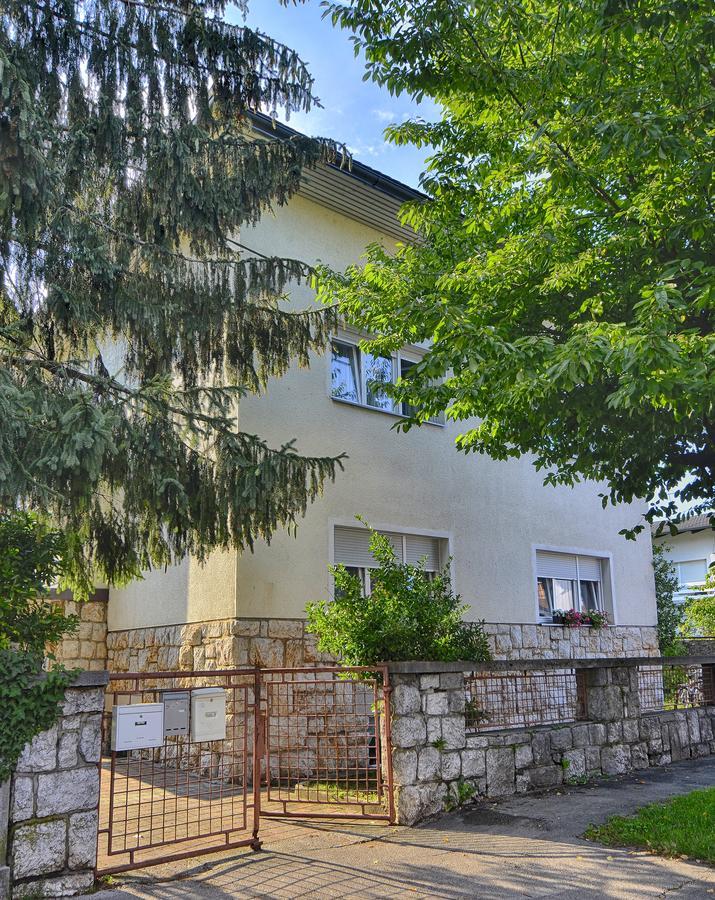 Apartments GreenSLO Ljubljana Buitenkant foto
